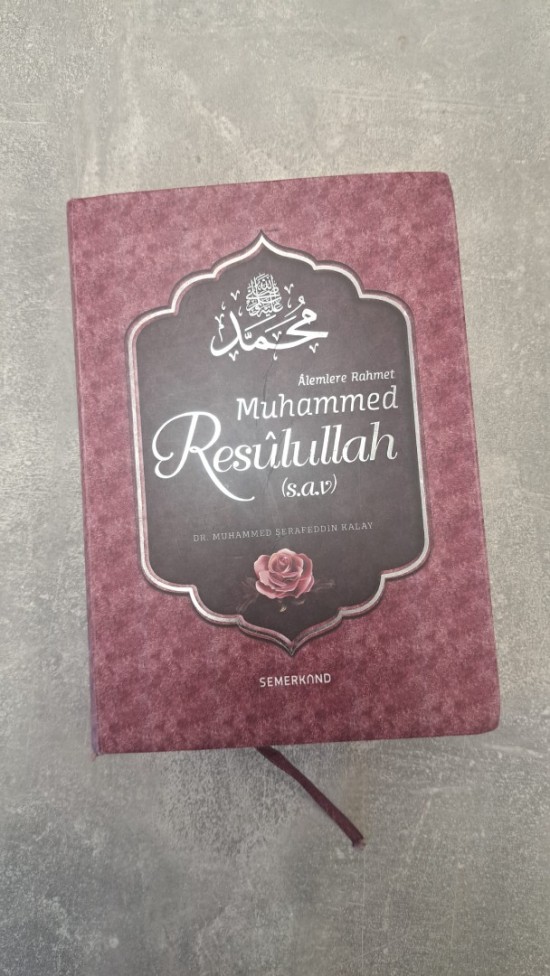 Alemlere Rahmet Muhammed Resulullah (sav)